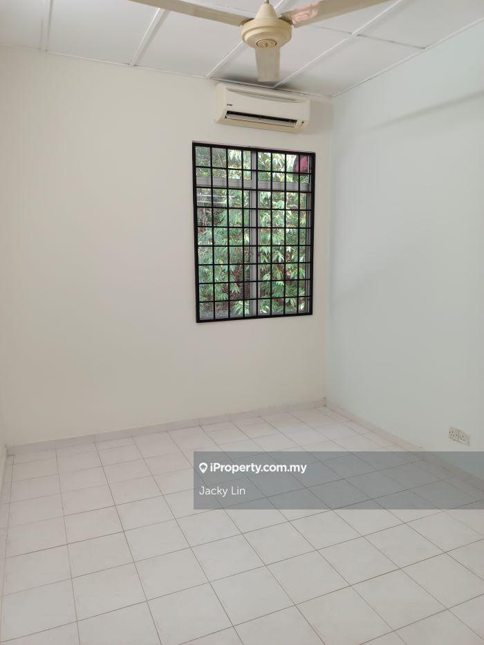 Rumah Berangkai 2 Tingkat untuk Disewa di Taman Saujana Puchong, SP 6, Puchong, Puchong oleh Jacky Lin - iProperty.com.my