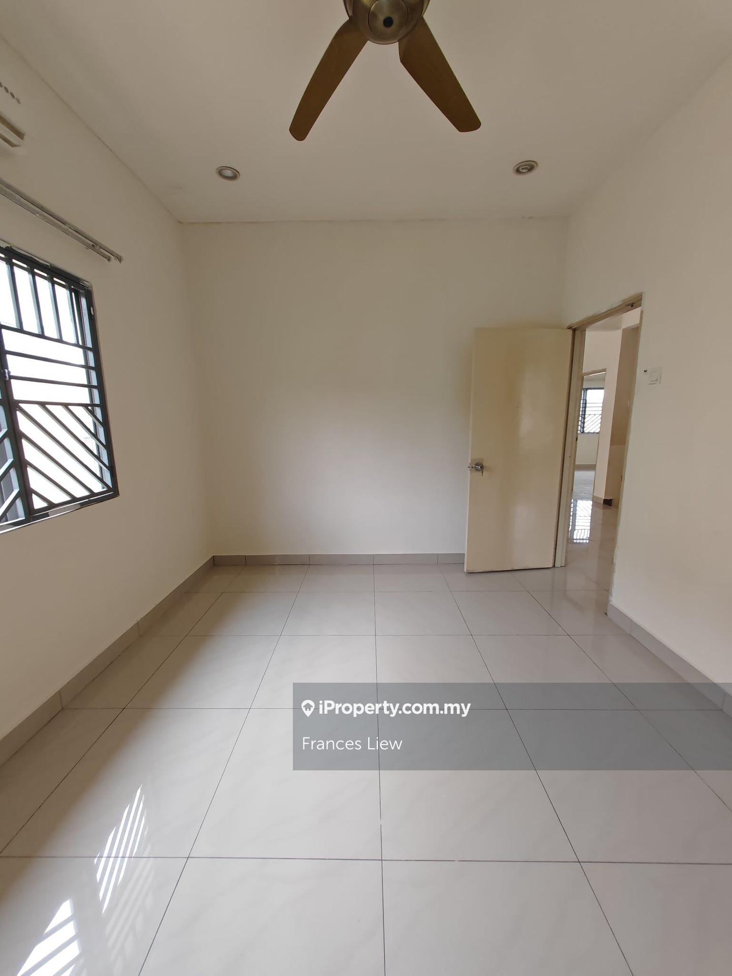 Rumah Berkembar untuk Dijual di Taman Puncak Jalil, Seri Kembangan oleh Frances Liew - iProperty.com.my