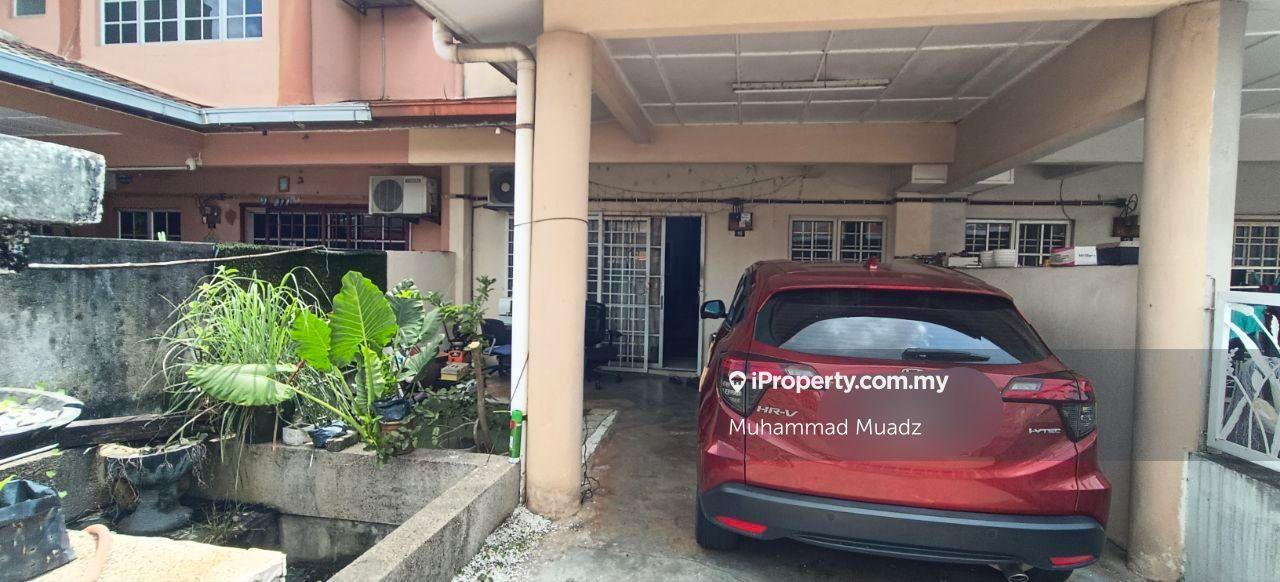 Rumah Berangkai 2 Tingkat untuk Dijual di Jalan Sungai Rasau, Berjaya Park, Shah Alam oleh Muhammad Muadz - iProperty.com.my
