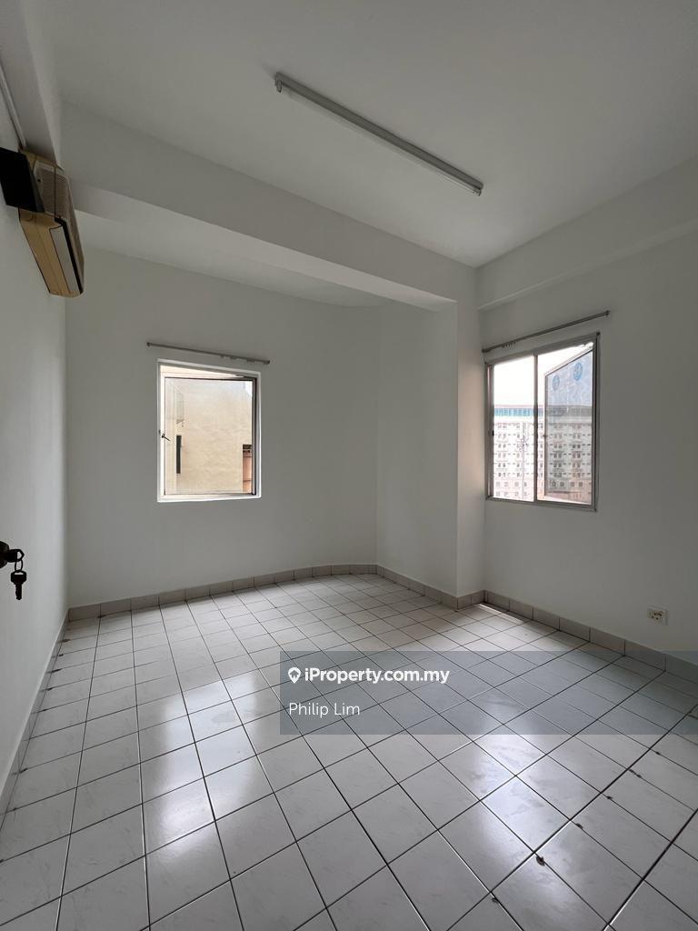 Kondominium untuk Dijual di City Gardens oleh Philip Lim - iProperty.com.my