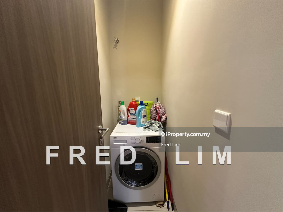 Service Residence for Sale in Straits Residences by Fred Lim - iProperty.com.my