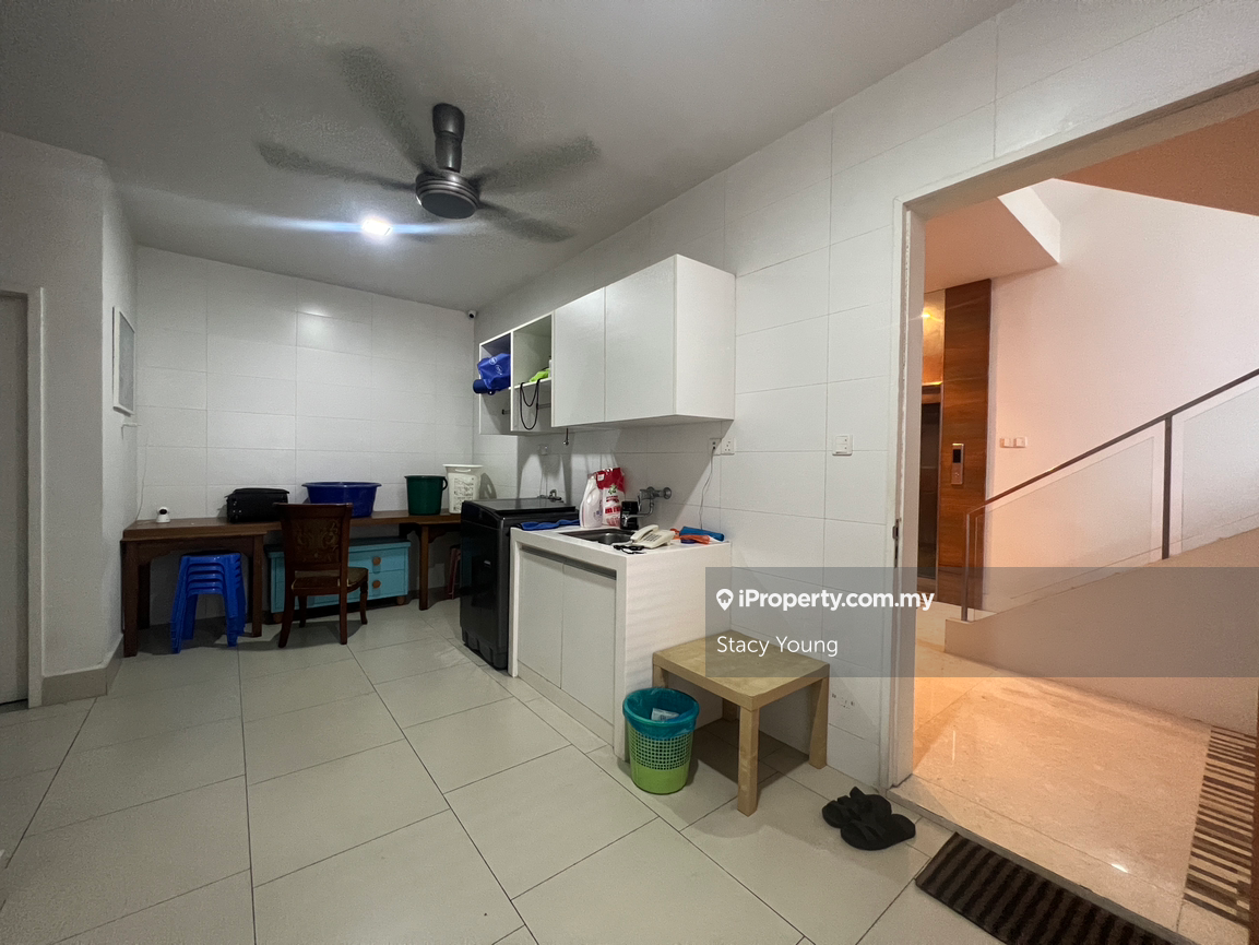 Bungalow House for Sale in Cheras Taman Bukit Segar, Cheras by Stacy Young - iProperty.com.my