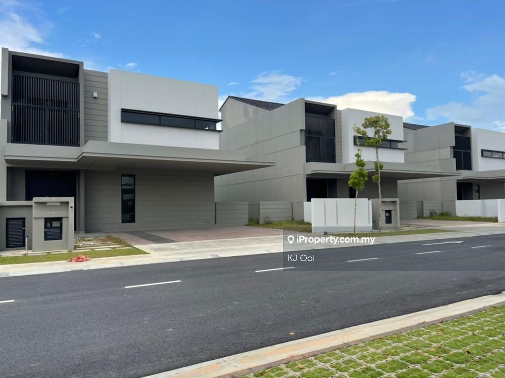 Rumah Berkembar untuk Dijual di Bandar Tropicana Aman, Telok Panglima Garang oleh KJ Ooi - iProperty.com.my