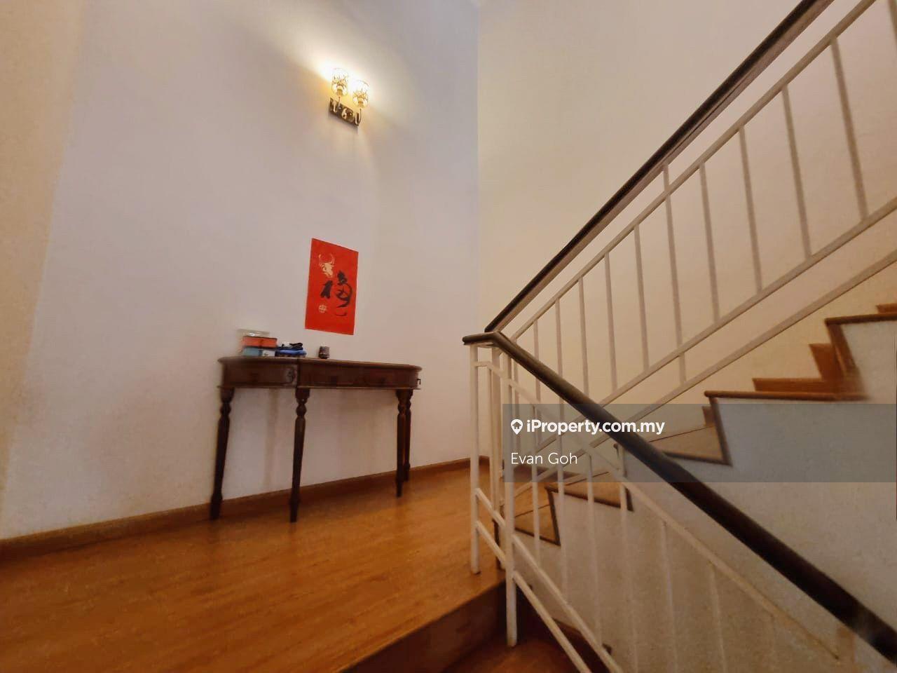 Rumah Berkembar untuk Dijual di Bandar Nusaputra, Puchong oleh Evan Goh - iProperty.com.my