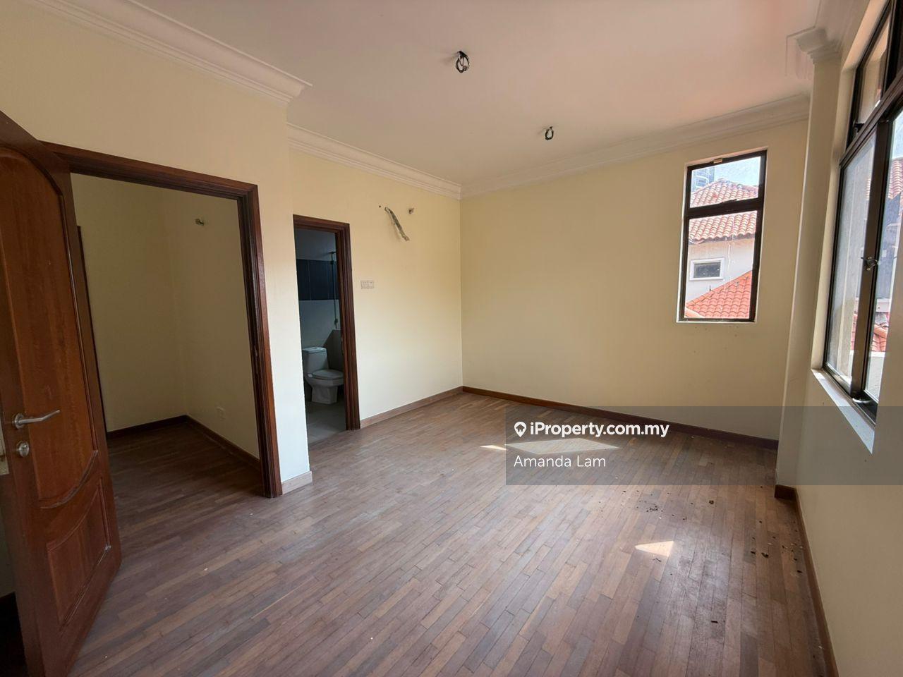 Bungalow House for Sale in D'Residence, Bayan Lepas by Amanda Lam - iProperty.com.my