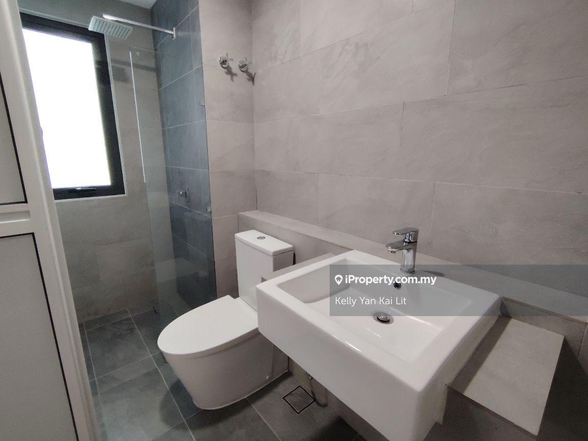 3-storey Terraced House for Sale in Park Residence, Seri Kembangan by Kelly Yan Kai Lit - iProperty.com.my
