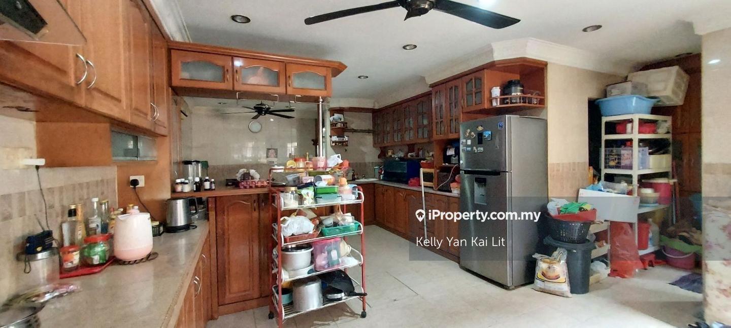 Rumah Berangkai 2 Tingkat untuk Dijual di Bandar Bukit Tinggi 2, Klang oleh Kelly Yan Kai Lit - iProperty.com.my