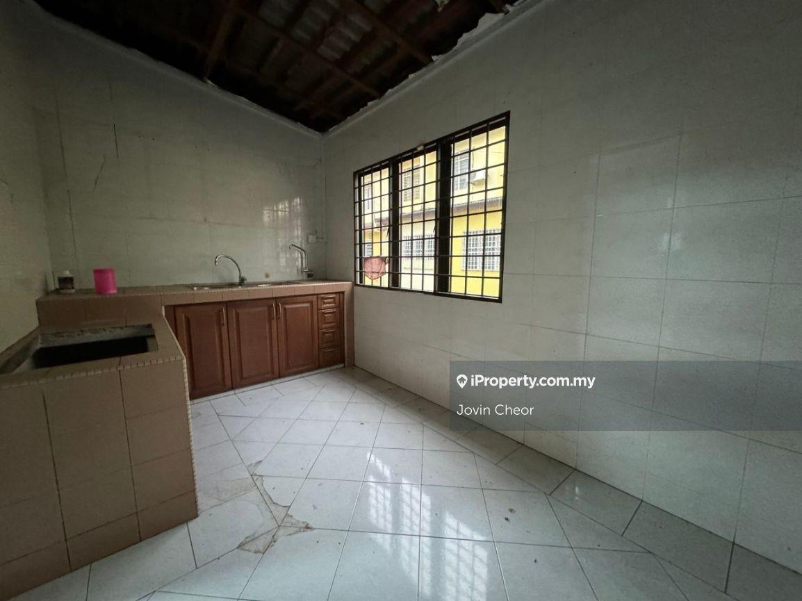 Rumah Berangkai 2 Tingkat untuk Dijual di Taman Overseas Union (Taman Oug), Jalan Klang Lama (Old Klang Road) oleh Jovin Cheor - iProperty.com.my