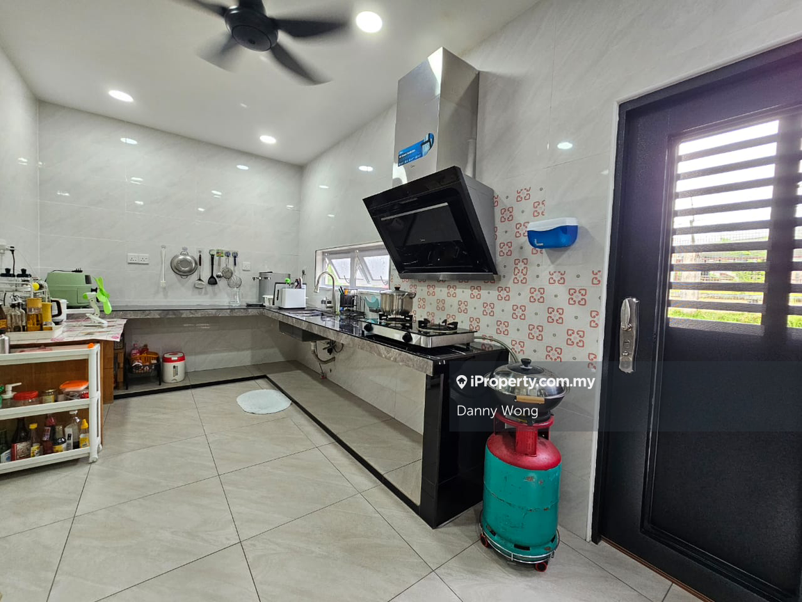 Rumah Berangkai 2 Tingkat untuk Dijual di Taman Anggun, Rawang oleh Danny Wong - iProperty.com.my