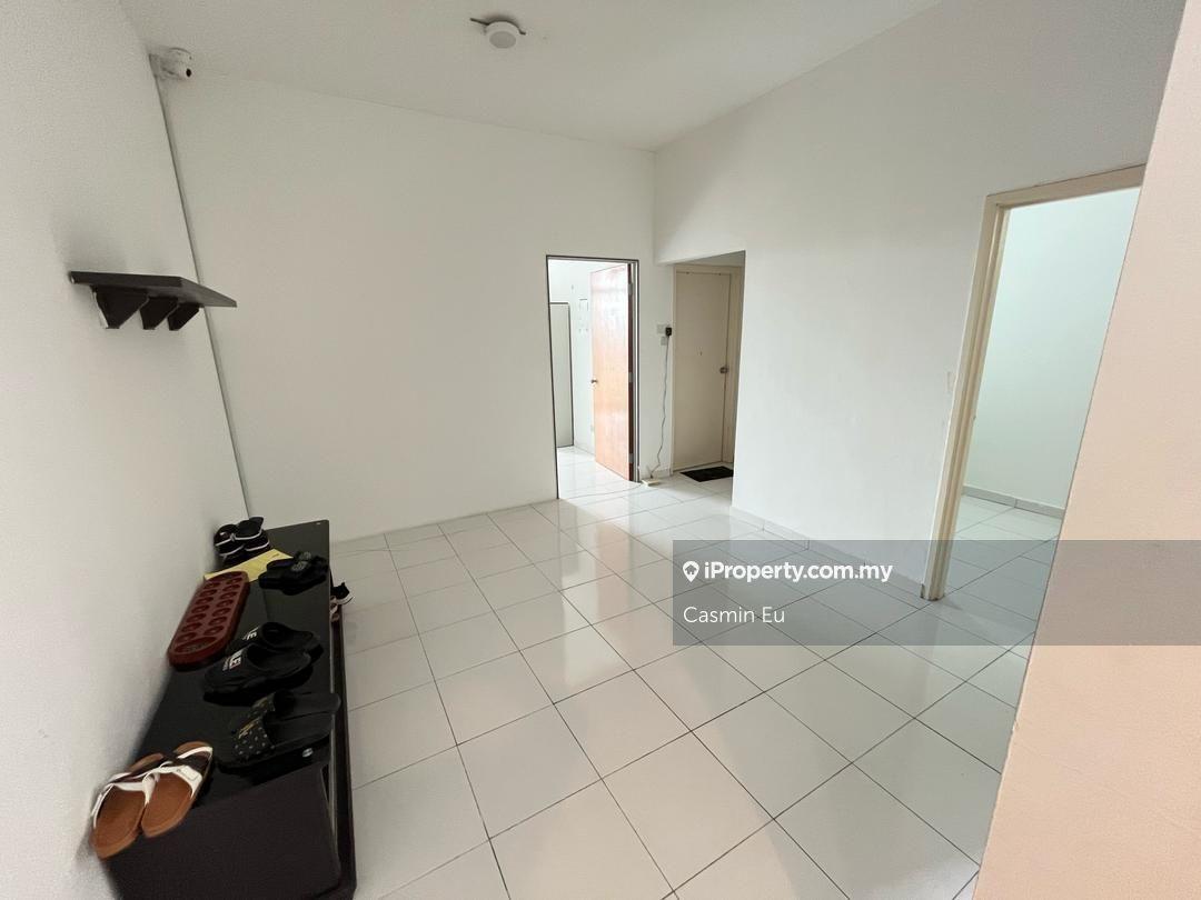 Service Residence for Sale in Jentayu Residensi @ Tampoi by Casmin Eu - iProperty.com.my