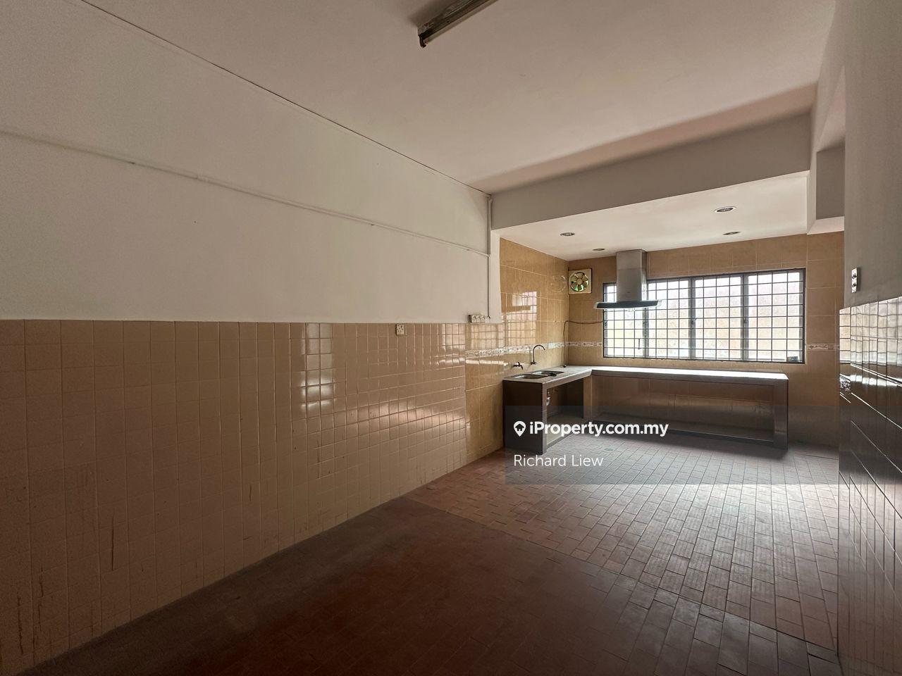 Rumah Berangkai 2 Tingkat untuk Dijual di SS2, Petaling Jaya oleh Richard Liew - iProperty.com.my