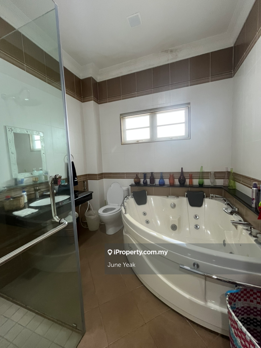 Bungalow House for Sale in Taman Villa Heights, Kajang by June Yeak - iProperty.com.my