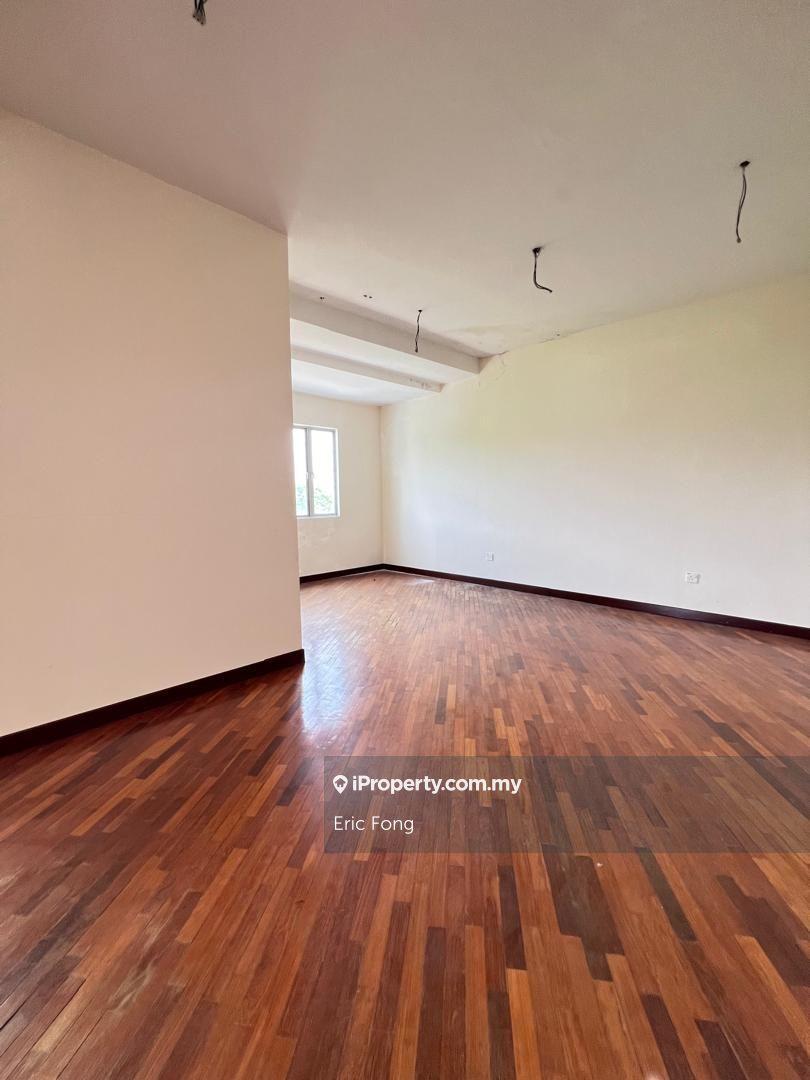 Townhouse for Sale in Bandar Sri Permaisuri, Cheras by Eric Fong - iProperty.com.my