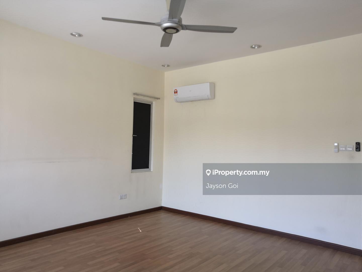 Rumah Berkembar untuk Dijual di Taman Anggun, Rawang oleh Jayson Goi - iProperty.com.my