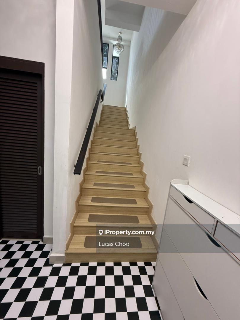 3.5-storey Terraced House for Sale in Embun Kemensah Courtyard Villa, Ulu Kelang by Lucas Choo - iProperty.com.my