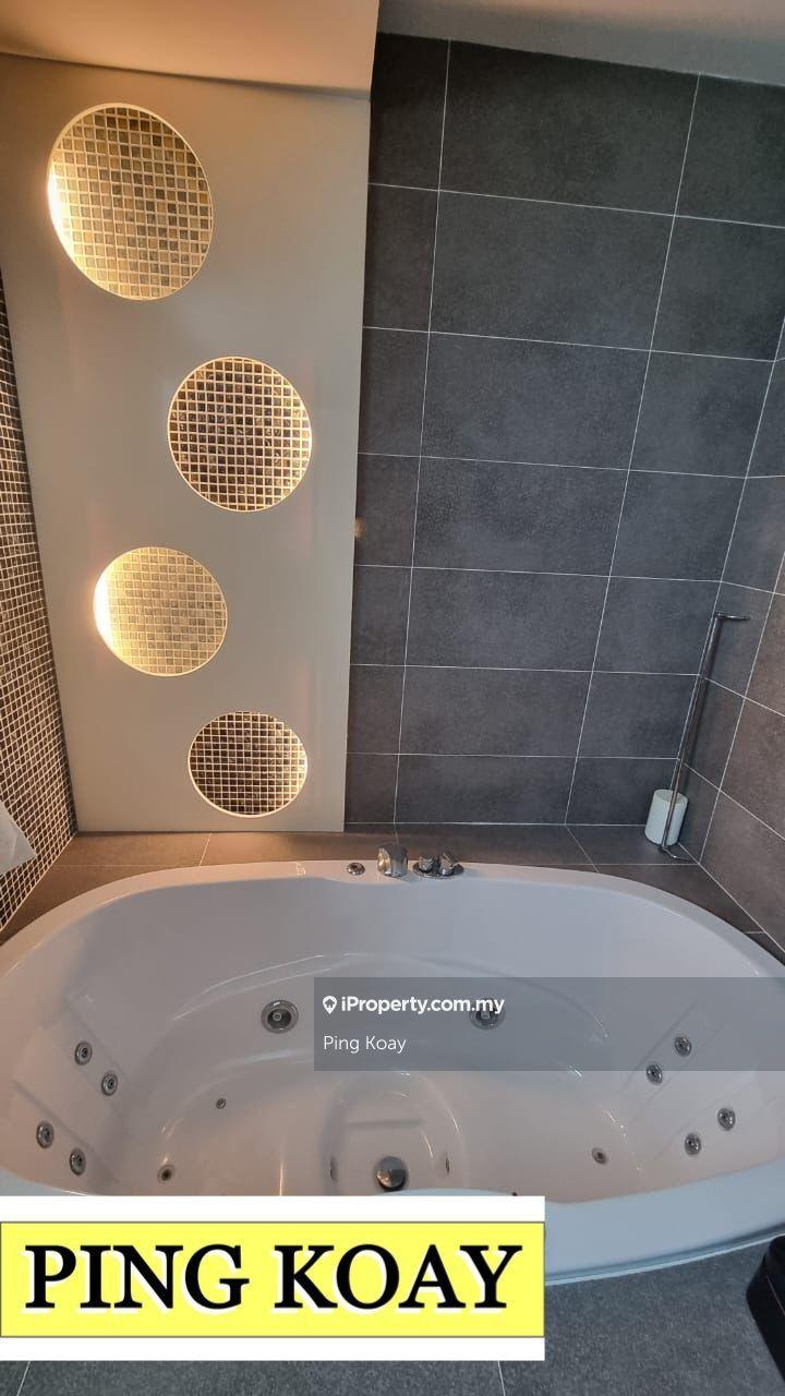 Banglo untuk Dijual di 3 STY BUNGALOW | 5850SF | RENOVATED | CANTONMENT, Pulau Tikus oleh Ping Koay - iProperty.com.my