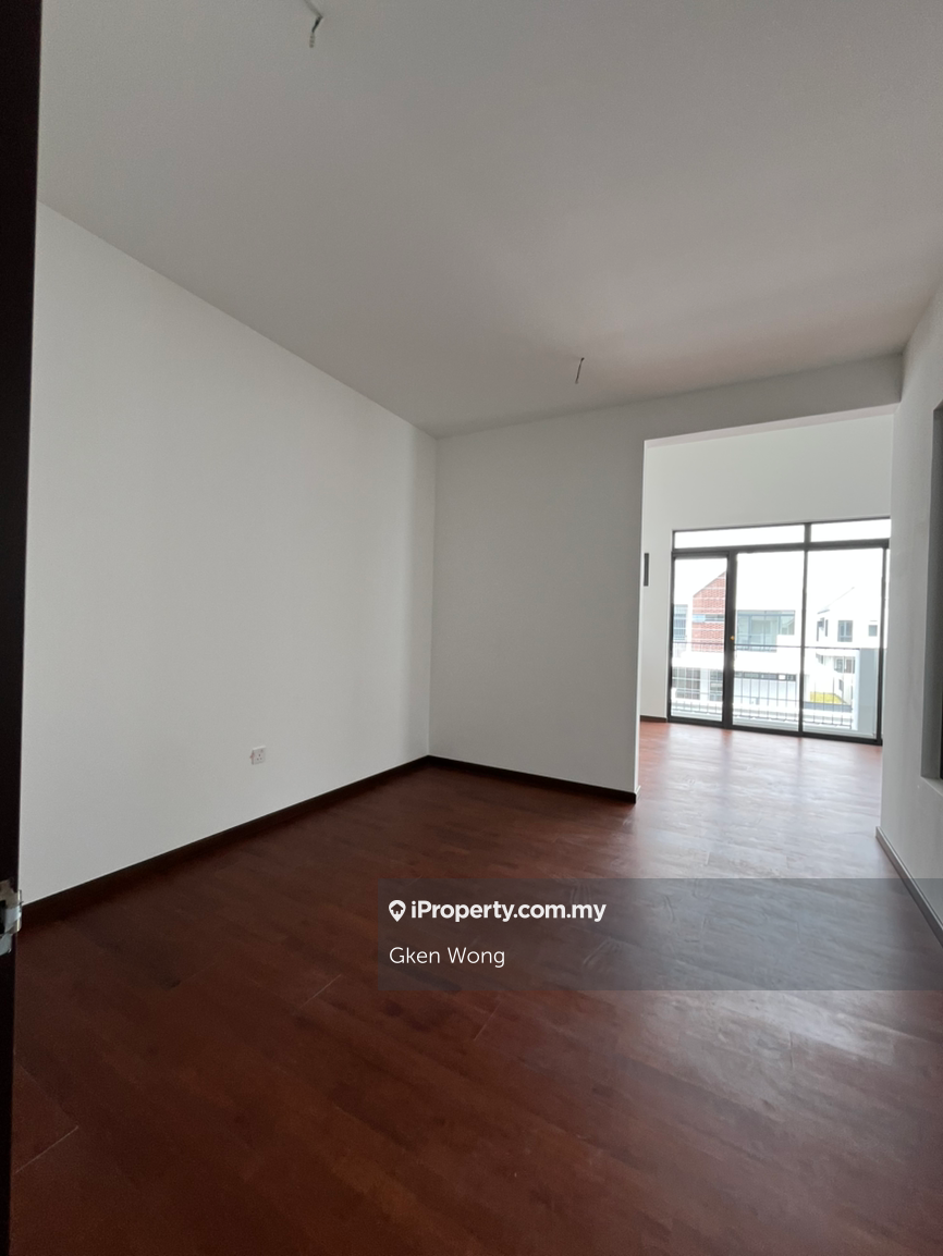 Rumah Berkembar untuk Dijual di gh9xv, Shah Alam oleh Gken Wong - iProperty.com.my