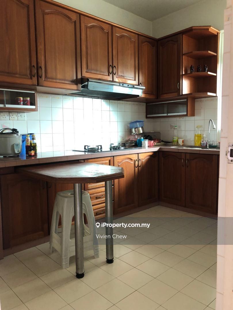 Apartment for Sale in Lavinia Apartments by Vivien Chew - iProperty.com.my