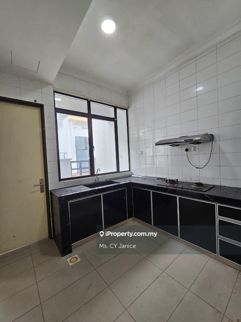 Rumah Berangkai 2.5 Tingkat untuk Dijual di USJ Heights, Subang Jaya oleh Ms. CY Janice - iProperty.com.my