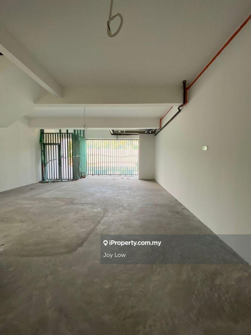 Rumah Berangkai 4.5 Tingkat untuk Dijual di Kelab Ukay Residence, Ampang, Ampang oleh Joy Low - iProperty.com.my