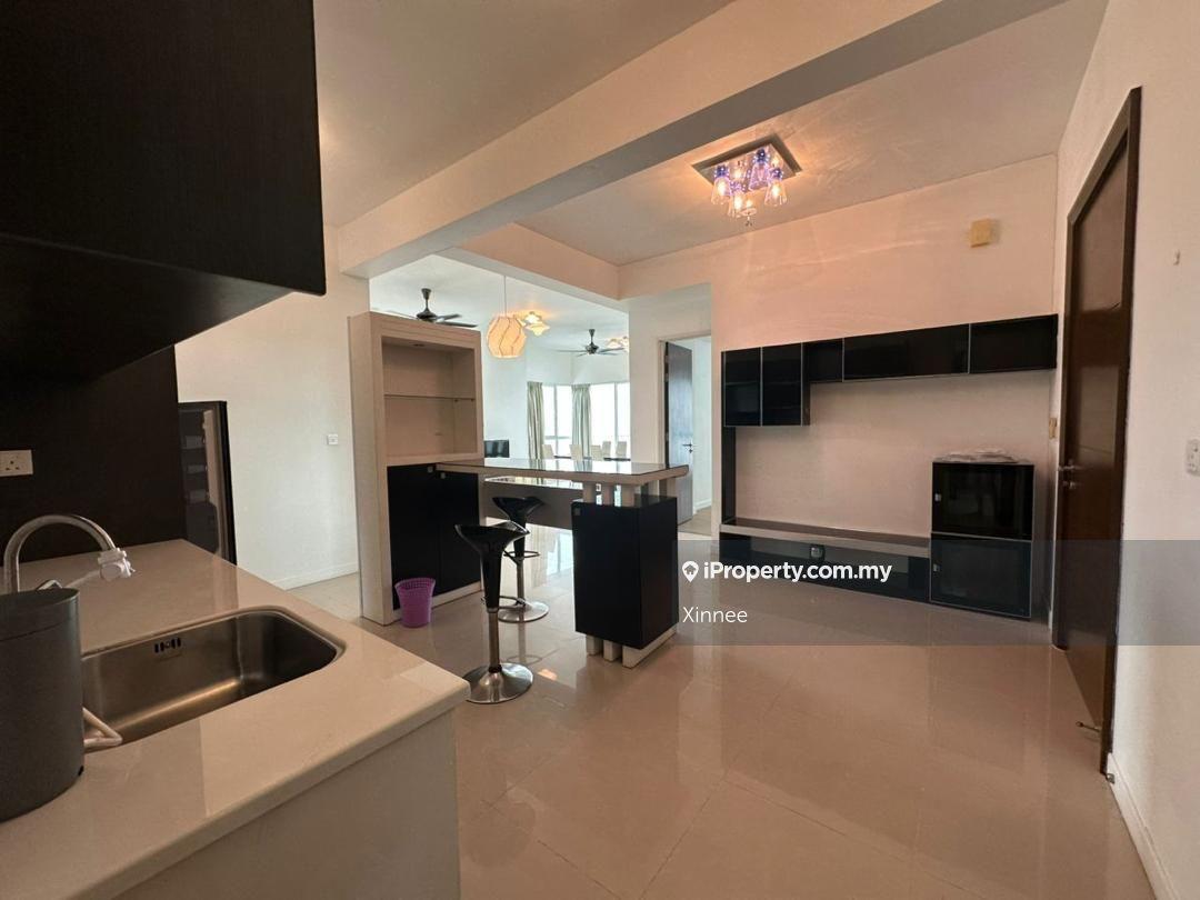 Condominium for Rent in Bayu Ferringhi Condominiums by Xinnee - iProperty.com.my