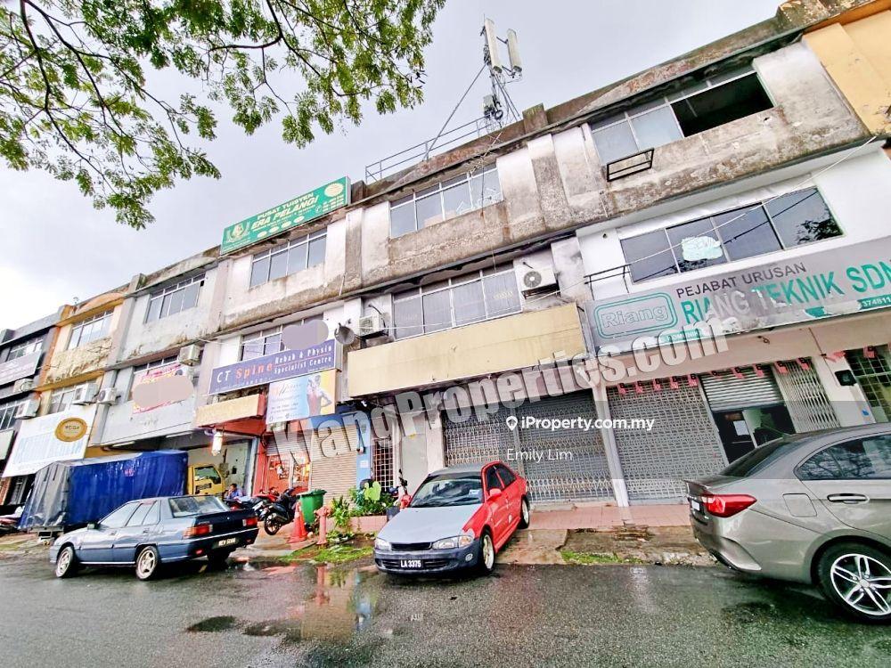 Shop for Sale in Taman Sri Andalas, Klang by Emily Lim - iProperty.com.my