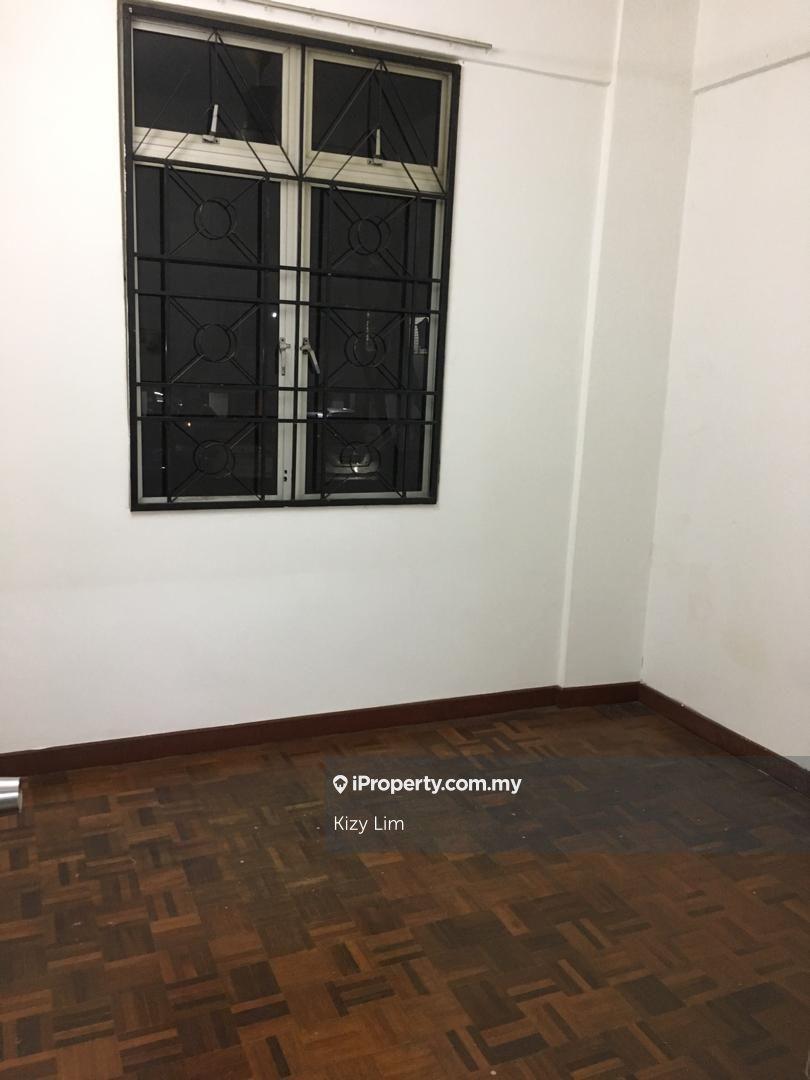 Apartment for Sale in Subang Perdana Goodyear Court 10 by Kizy Lim - iProperty.com.my