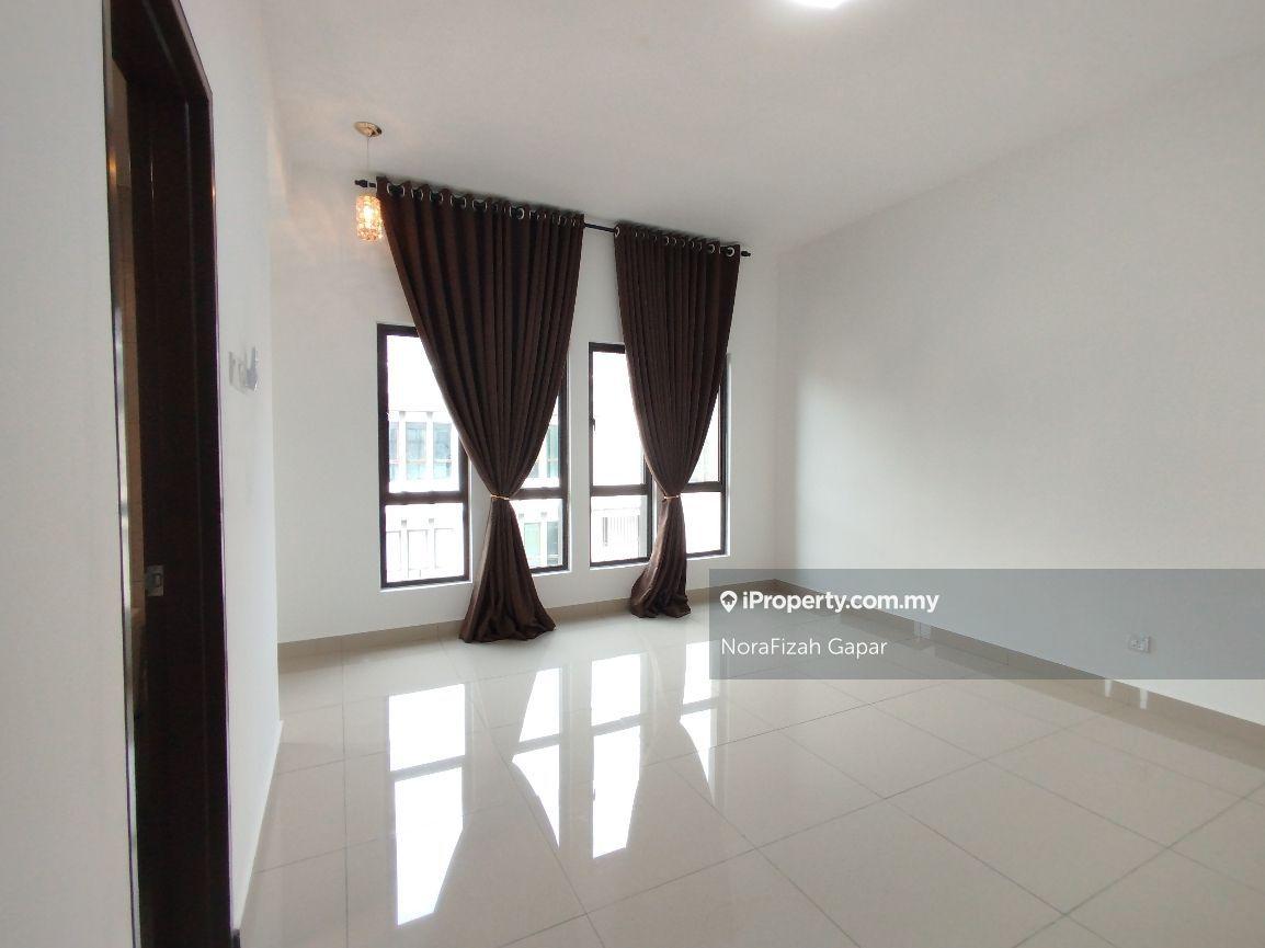 Townhouse for Sale in Kayu Ara, Selangor by NoraFizah Gapar - iProperty.com.my