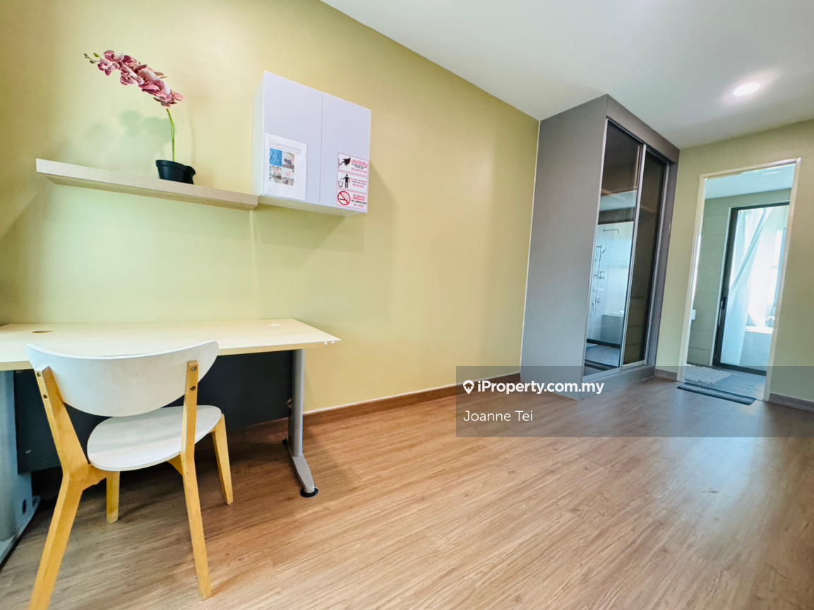 Rumah Berangkai 3 Tingkat untuk Dijual di Lake Point Residence, Cyberjaya oleh Joanne Tei - iProperty.com.my