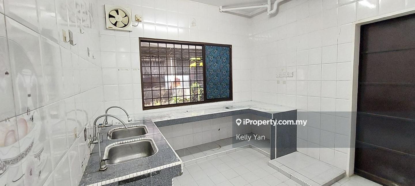 Townhouse for Sale in Pandan Indah, Ampang by Kelly Yan Kai Lit - iProperty.com.my