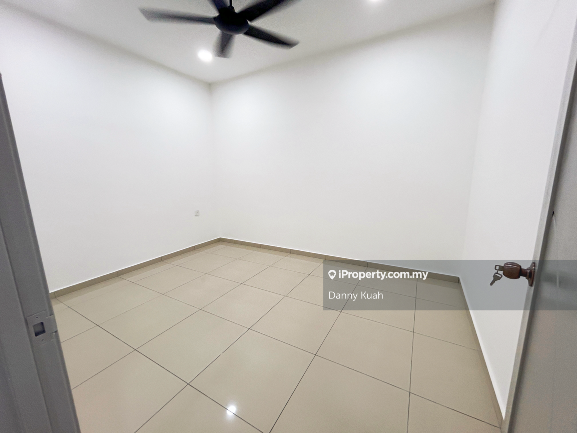 1.5-storey Terraced House for Sale in Ujong Pasir, Melaka City by Danny Kuah - iProperty.com.my