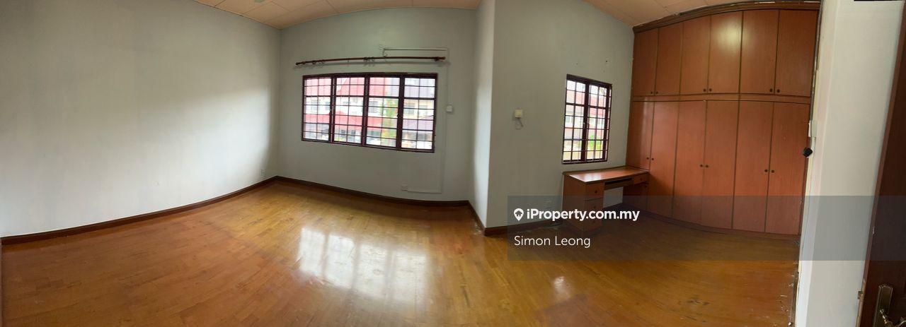 Rumah Berangkai 2 Tingkat untuk Dijual di Bukit Jelutong, Shah Alam oleh Simon Leong - iProperty.com.my