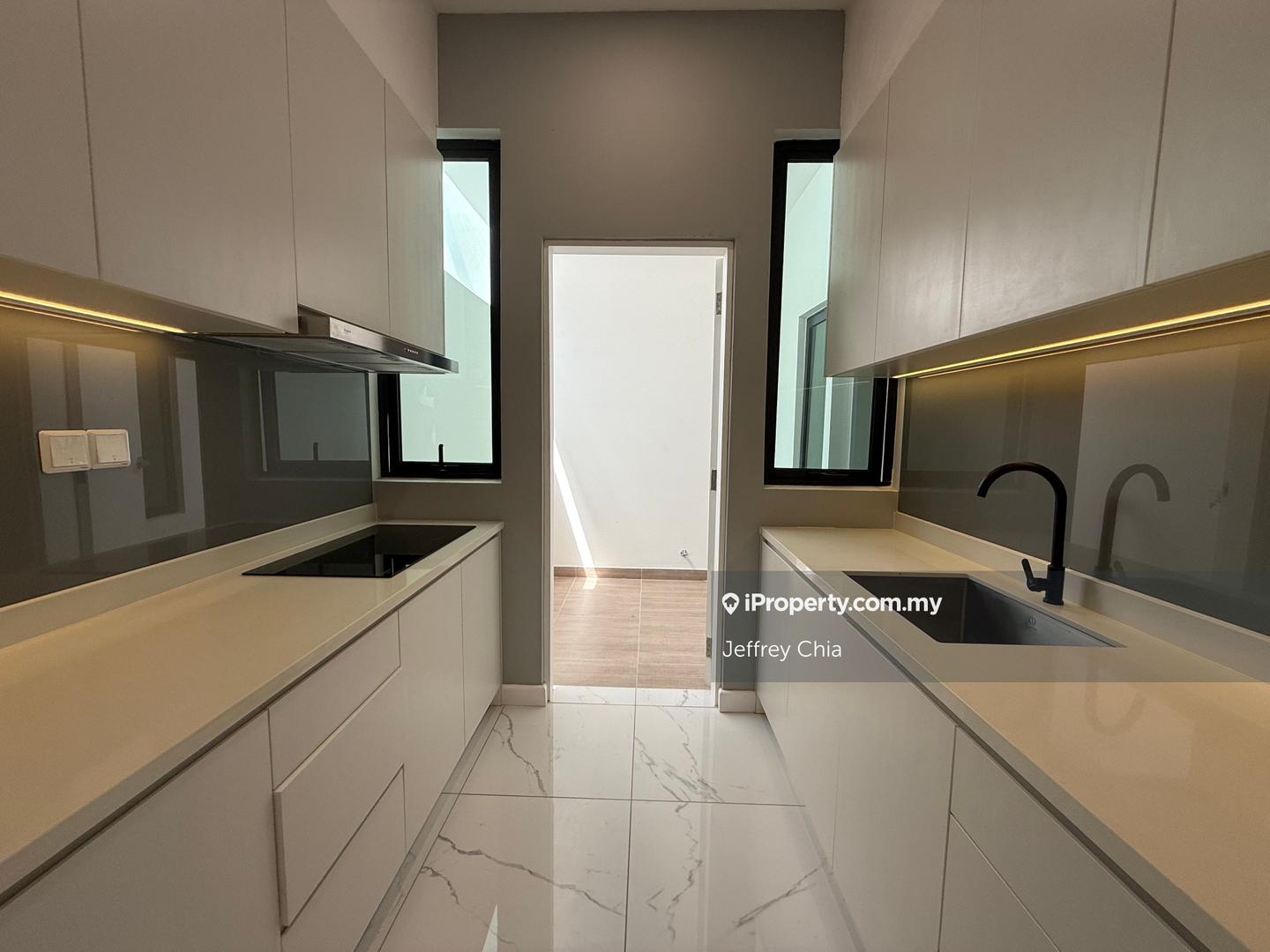 Service Residence for Sale in Cubic Botanical by Jeffrey Chia - iProperty.com.my