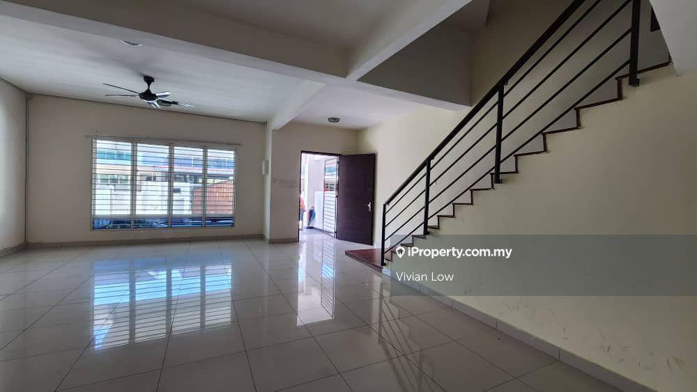 2.5-storey Terraced House for Sale in Taman Suria Tropika, Seri Kembangan by Vivian Low - iProperty.com.my