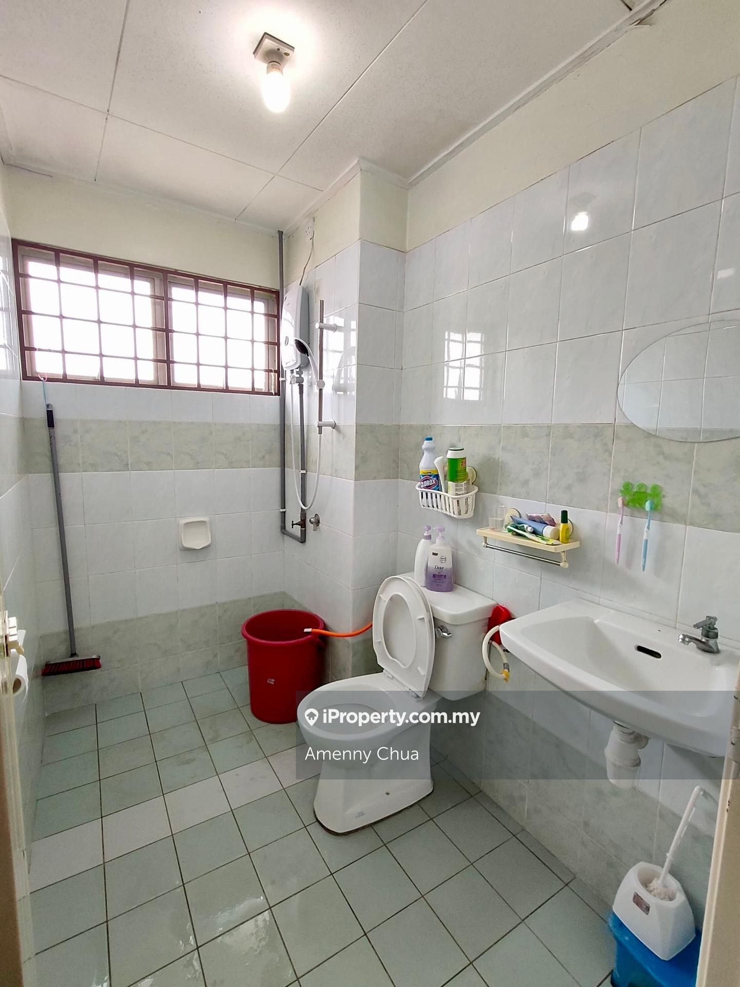 Rumah Berangkai 2 Tingkat untuk Dijual di Bandar Botanic, Klang oleh Amenny Chua - iProperty.com.my