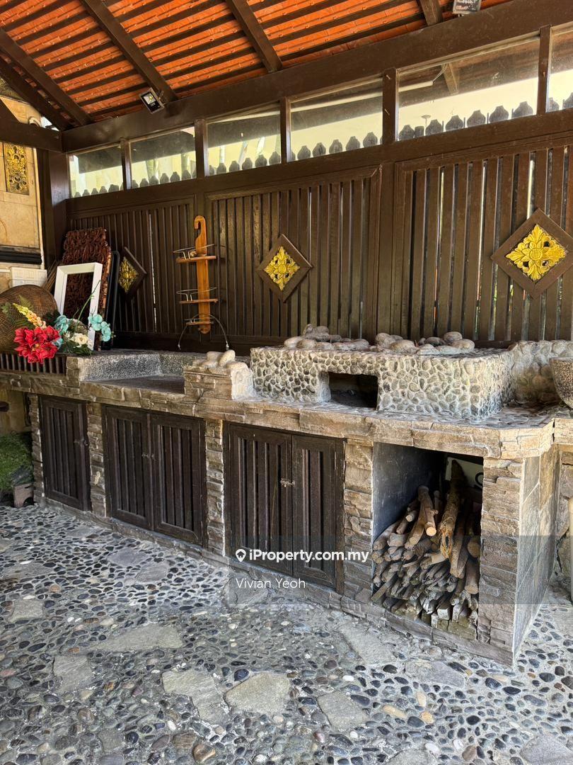 Bungalow House for Sale in Bukit Rahman Putra, Sungai Buloh by Vivian Yeoh - iProperty.com.my