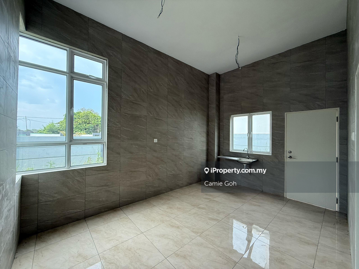 Rumah Berkembar untuk Dijual di Taman Klebang Utama, Klebang oleh Camie Goh - iProperty.com.my