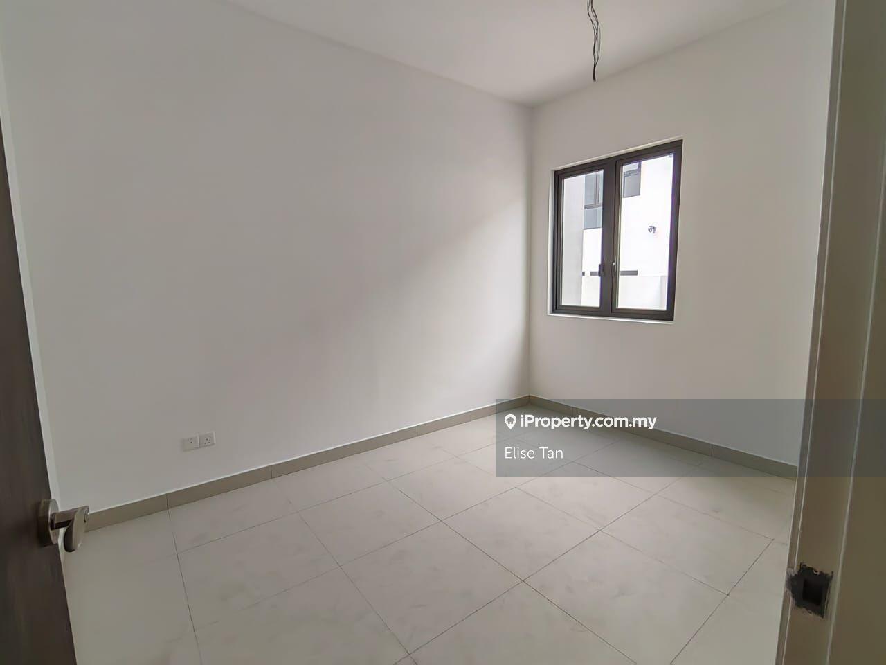 Rumah Berangkai 3 Tingkat untuk Dijual di Taman Puncak Jalil, Seri Kembangan oleh Elise Tan - iProperty.com.my