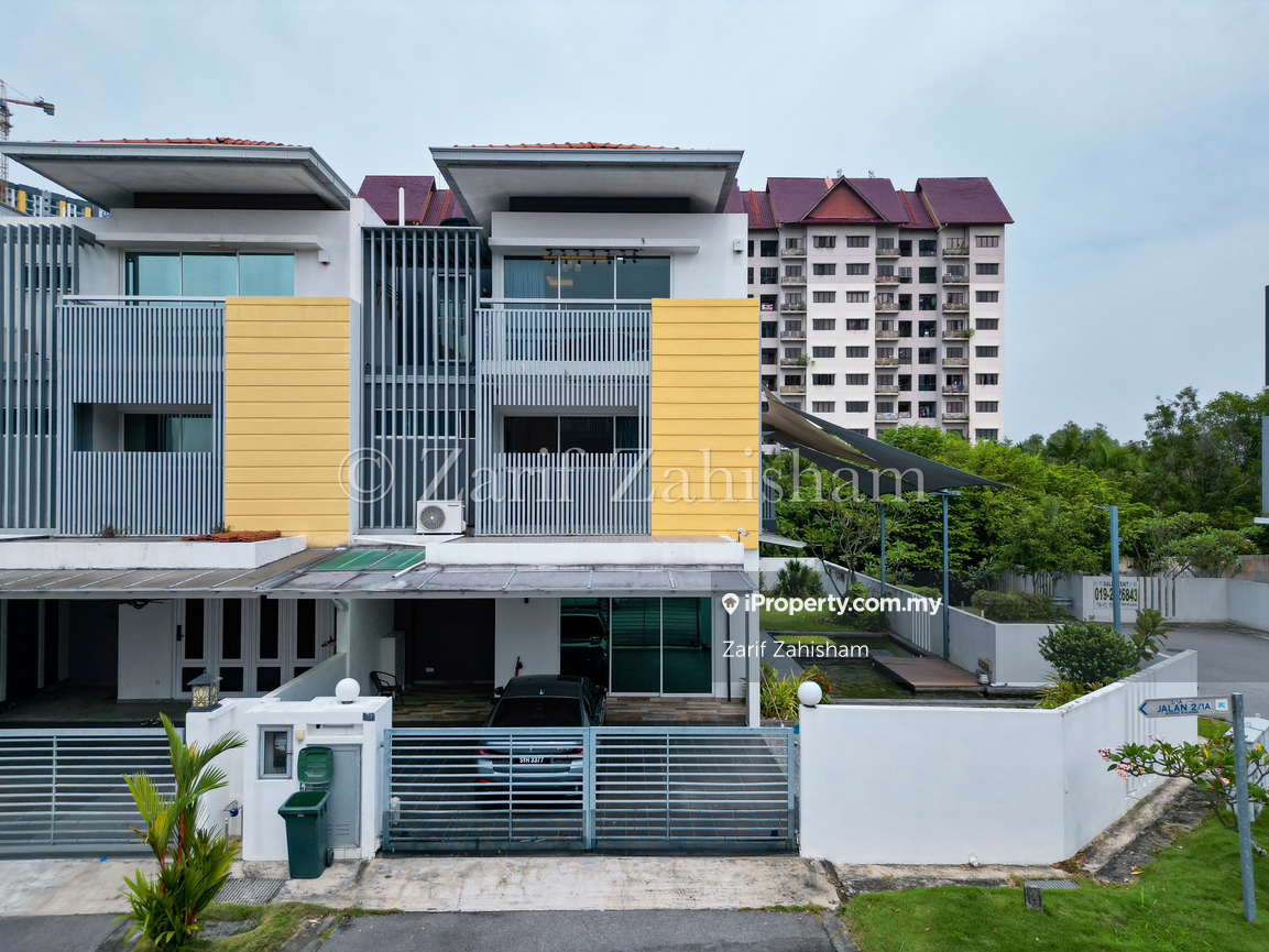 Rumah Berangkai 2 Tingkat untuk Dijual di Taman Nadayu 92, Kajang oleh Zarif Zahisham - iProperty.com.my