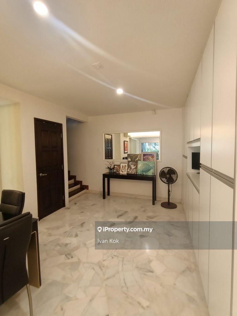 Rumah Berkembar untuk Dijual di SS 21, Damansara Utama, Petaling Jaya oleh Ivan Kok - iProperty.com.my
