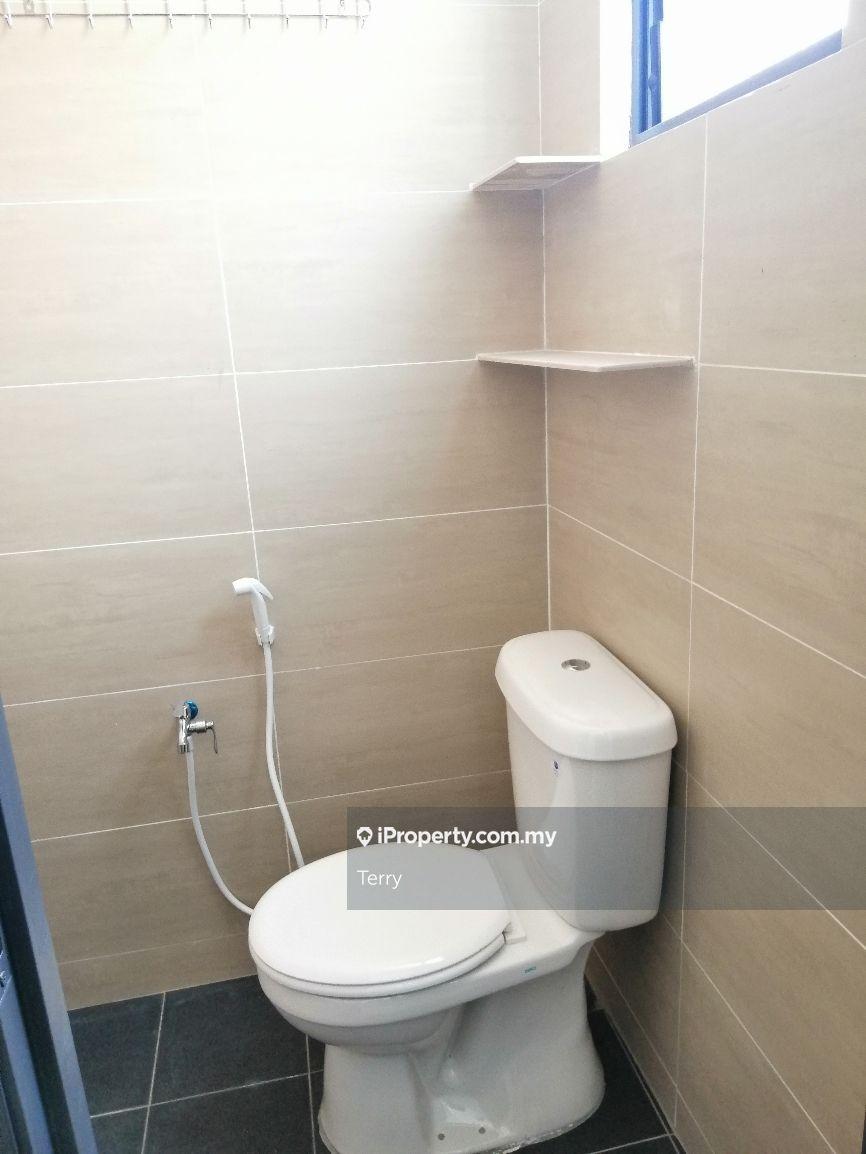 Rumah Berangkai 1 Tingkat untuk Disewa di Seksyen 8, Petaling Jaya oleh Terry - iProperty.com.my