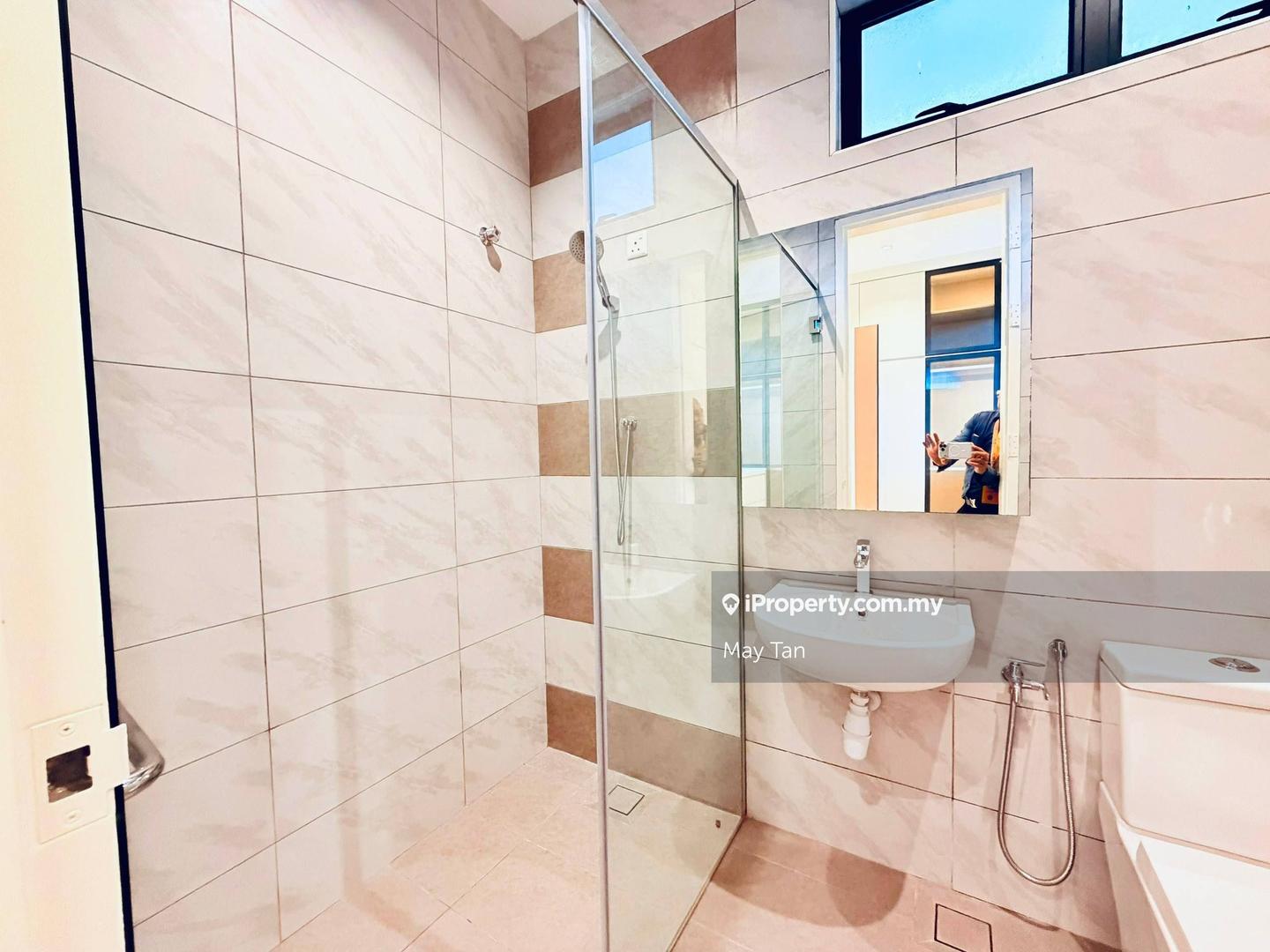 Rumah Berangkai 2 Tingkat untuk Dijual di Phase 3,Full loan, Kluang oleh May Tan - iProperty.com.my