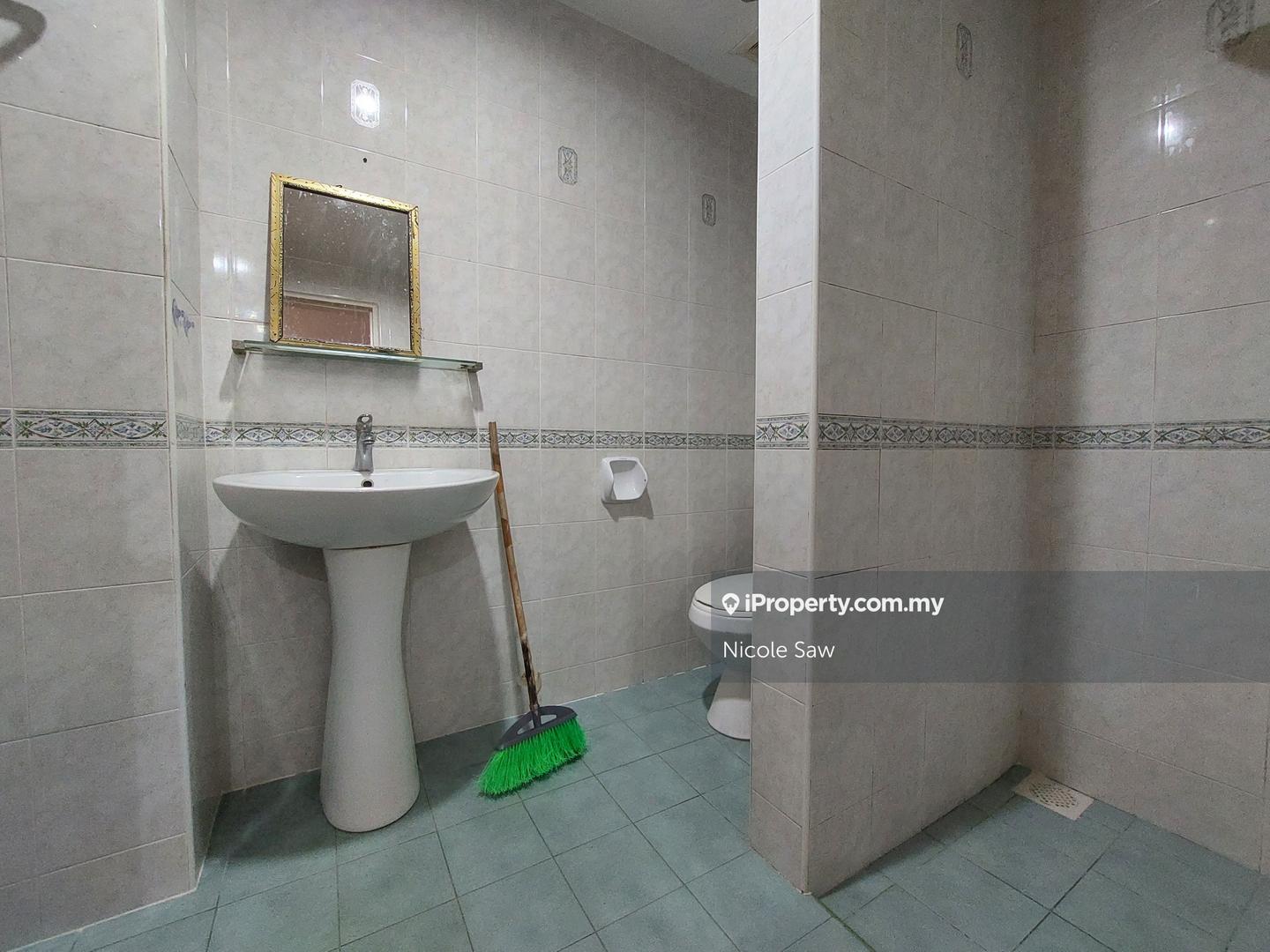 3-storey Terraced House for Sale in Taman Tasik Indah, Mastiara, Jalan Ipoh by Nicole Saw - iProperty.com.my