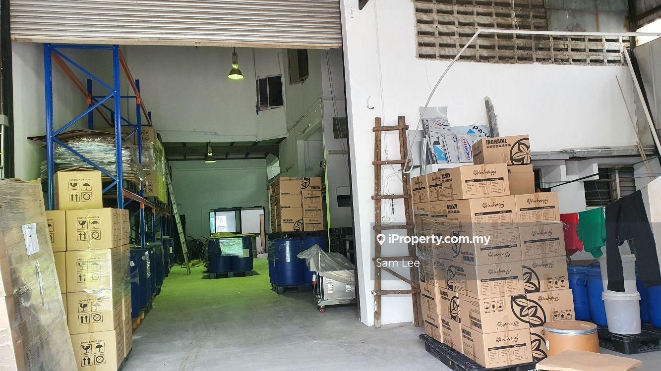 Terrace Factory for Sale in Taman Industri Sungai Buloh, Kota Damansara by Sam Lee - iProperty.com.my