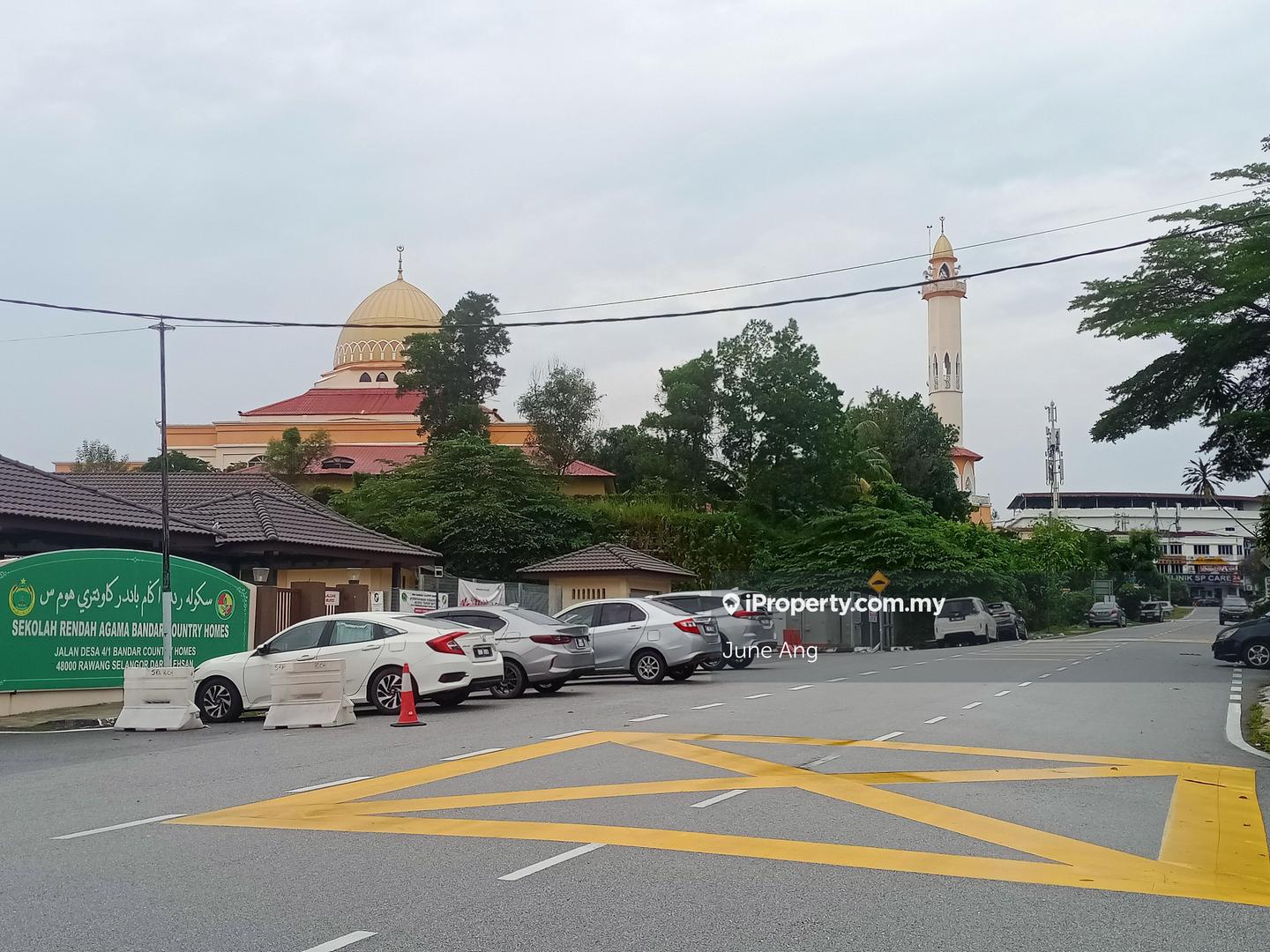 Rumah Berangkai 2 Tingkat untuk Dijual di Bandar Country Homes, Rawang oleh June Ang - iProperty.com.my