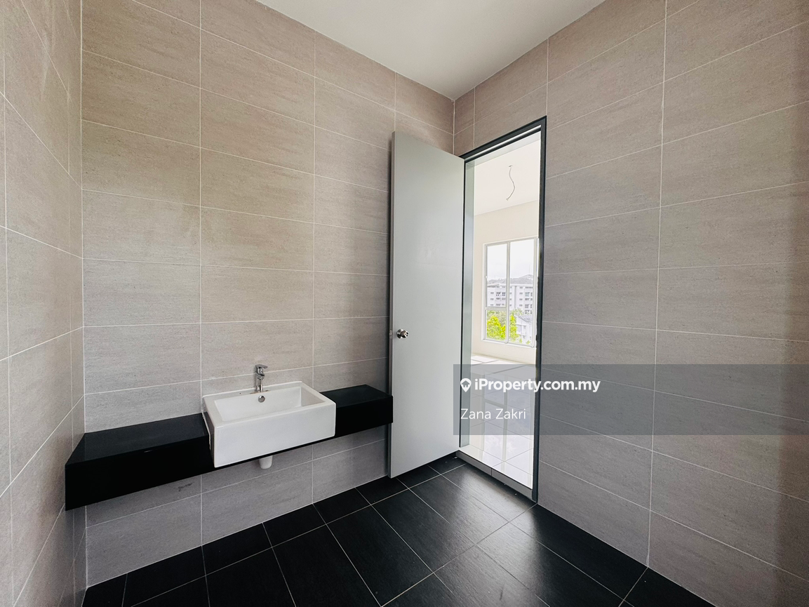 Rumah Bandar untuk Dijual di HIJAUAN KEMENSAH, Ampang oleh Zana Zakri - iProperty.com.my