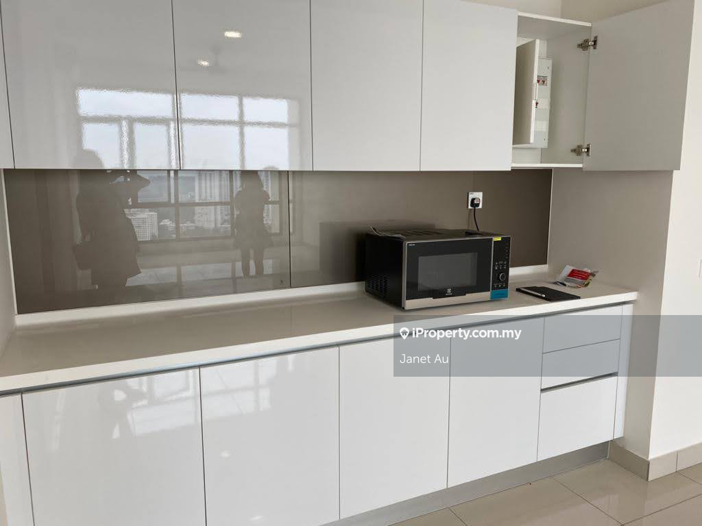 Service Residence for Sale in The Park Sky Residence by Janet Au - iProperty.com.my