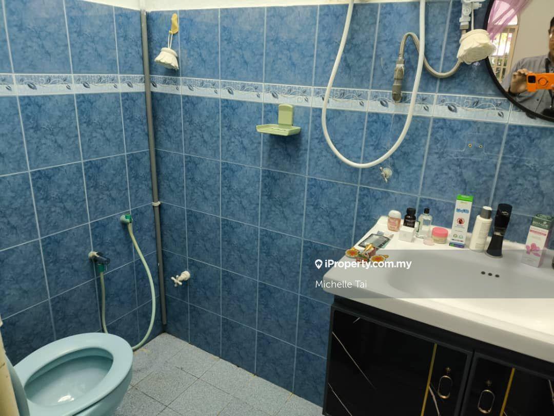 1.5-storey Terraced House for Sale in Taman Lucky, Bangsar by Michelle Tai - iProperty.com.my