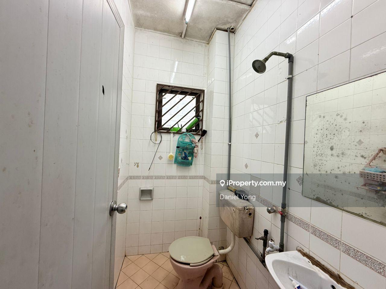 Rumah Berangkai 2 Tingkat untuk Dijual di Taman Tan Sri Yaacob, Johor Bahru oleh Daniel Yong - iProperty.com.my