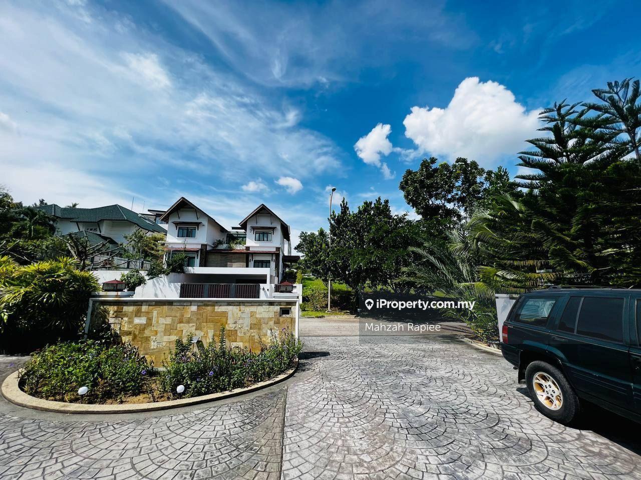 Banglo untuk Dijual di Perdana Lakeview East, Cyberjaya oleh Mahzah Rapiee - iProperty.com.my